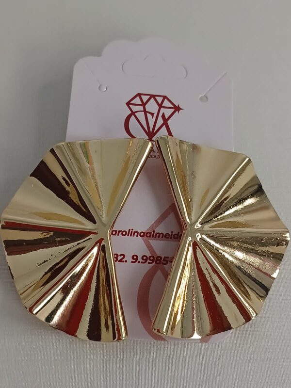 Brinco Leque Dourado